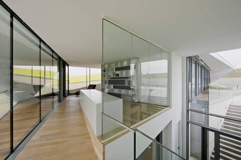 Bien Immobliler : L- House, maison de rêve dans un paysage rural