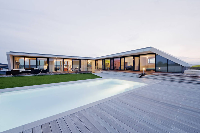 Bien Immobliler : L- House, maison de rêve dans un paysage rural
