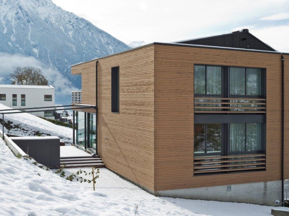 Bien immobilier : Un chalet Minergie contemporain et ouvert sur la nature