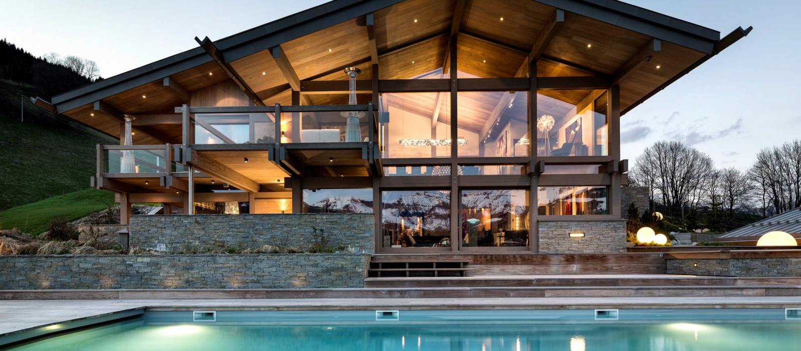 Bien immobilier : Le chalet Mont-Blanc, sublime.