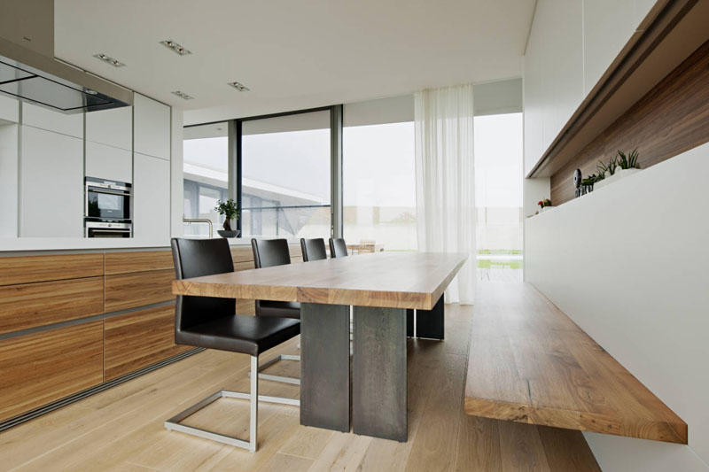 Bien Immobliler : L- House, maison de rêve dans un paysage rural
